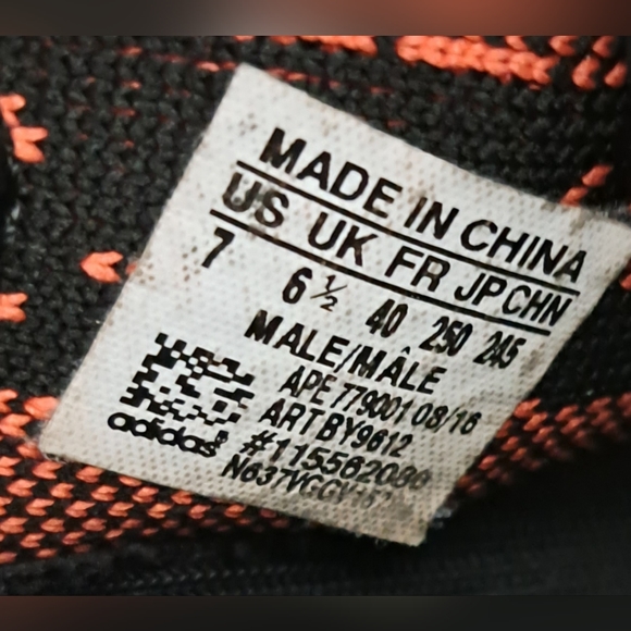 Adidas Yeezy Boost 350 V2, Men's Sneakers Size 7. - Picture 8 of 13
